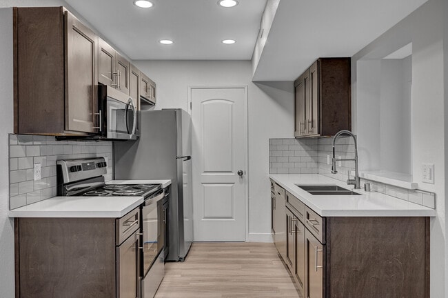 VUE 5325 in Las Vegas, NV - Building Photo - Building Photo