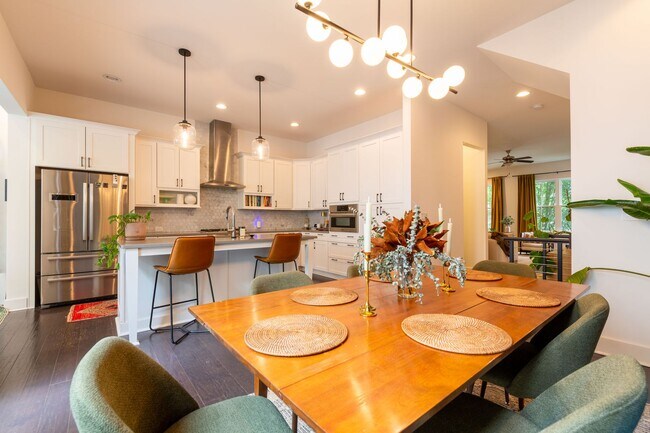 1388 La France Street Northeast in Atlanta, GA - Building Photo - Building Photo