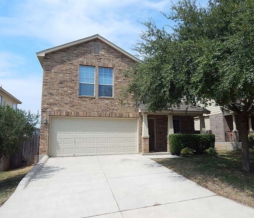 847 Antler Post in San Antonio, TX - Building Photo