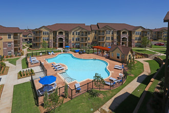 Mission Point Phase I & II in Moore, OK - Building Photo - Building Photo