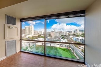 1750 Kalakaua Ave in Honolulu, HI - Building Photo - Building Photo