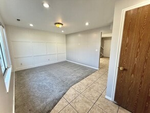 1119 N Nayon St in Layton, UT - Building Photo - Building Photo