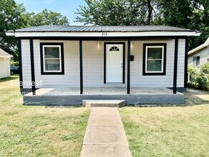 213 N Quincy St in Commerce, OK - Building Photo - Building Photo