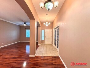 11914 Sturgeon Creek Dr in Bakersfield, CA - Building Photo - Building Photo