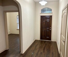 3105 Pecan Tree Dr in Denton, TX - Building Photo - Building Photo