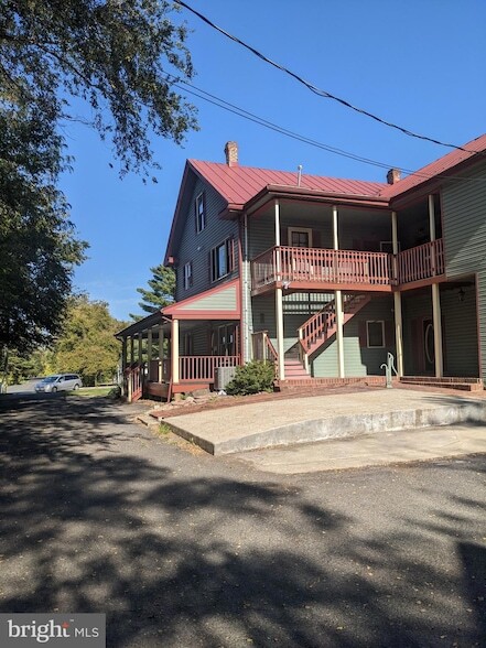 9014 Sudley Rd, Unit 6890 PT in Manassas, VA - Building Photo