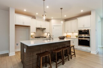 339 Parkland Dr in Pittsboro, NC - Building Photo - Building Photo