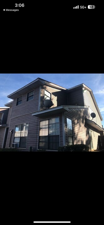 4111 Pines Rd in Shreveport, LA - Building Photo