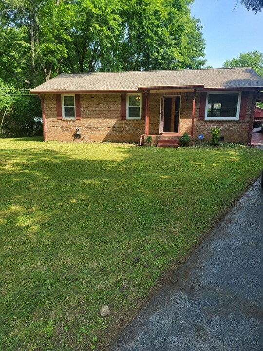 211 Camelot Ct in Smyrna, TN - Building Photo
