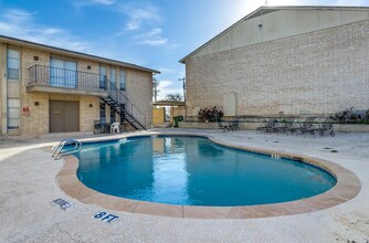 4652 Matilda St in Dallas, TX - Building Photo - Building Photo