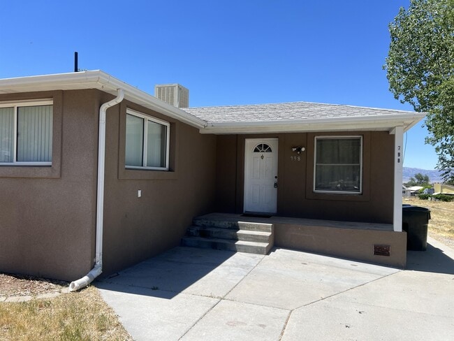 798 S Coleman St in Tooele, UT - Building Photo - Building Photo
