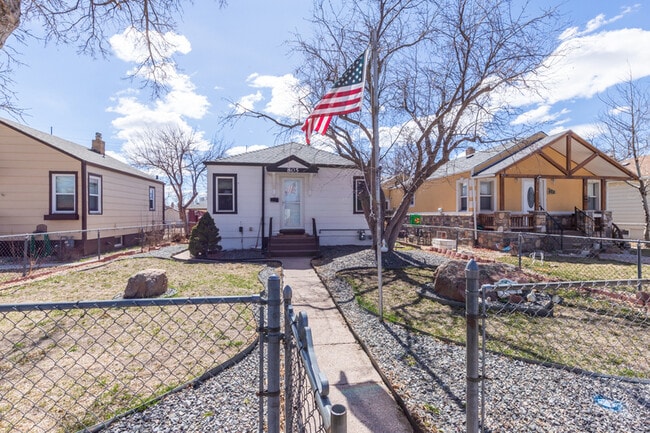 805 E 6th St in Cheyenne, WY - Building Photo - Building Photo