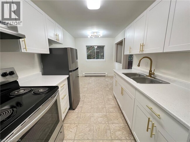 property at 475 Parkside Dr