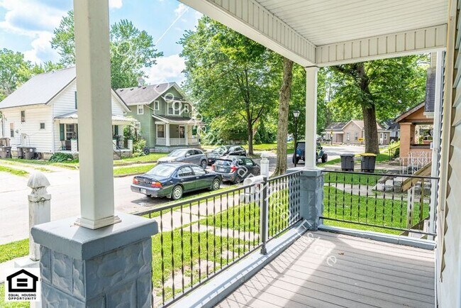 3112 Thompson Ave in Fort Wayne, IN - Building Photo - Building Photo
