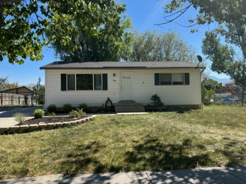 945 S 660 W in Tremonton, UT - Building Photo