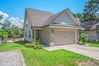 401 King St in Niceville, FL - Building Photo - Building Photo