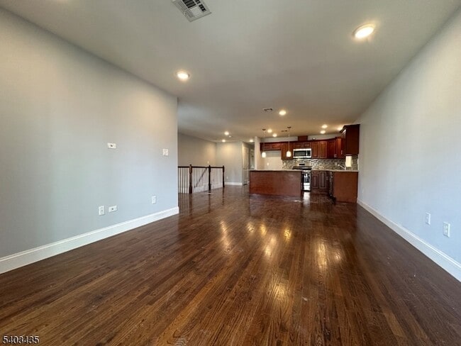 15 N 6th St in Newark, NJ - Building Photo - Building Photo