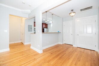 2608 W Leland Ave in Chicago, IL - Building Photo - Building Photo