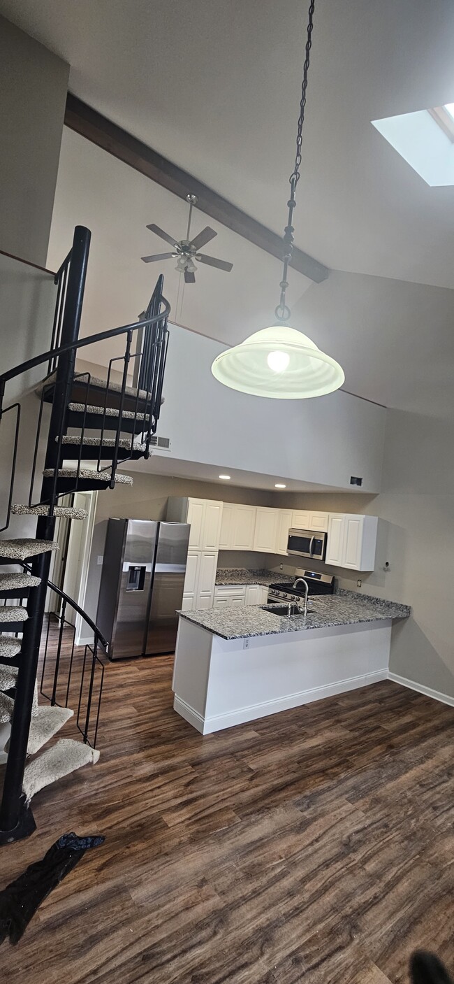 property at 5 Brandywine Ct