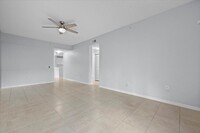 2804 Sarento Pl in Palm Beach Gardens, FL - Building Photo - Building Photo