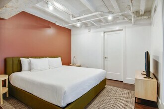 822 Howard Ave in New Orleans, LA - Building Photo - Building Photo