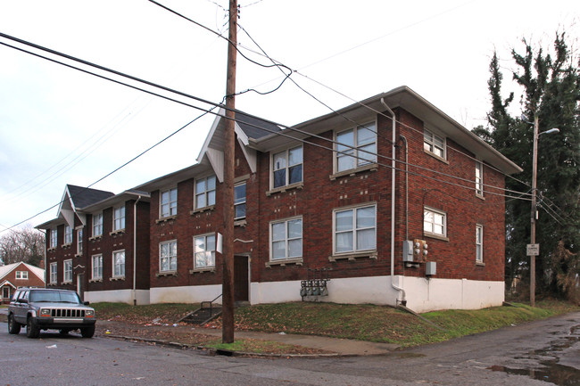 Directions Apartments in Louisville, KY - Building Photo - Building Photo