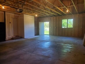 5017 W Elm Ct in Grand Forks, ND - Building Photo - Building Photo