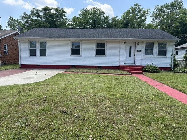 property at 905 Tifton St