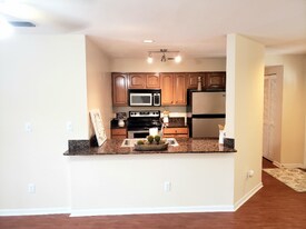 210 S Habana Ave, Unit 208C in Tampa, FL - Building Photo