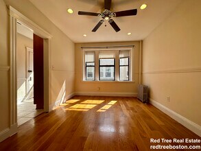 240 Kelton St, Unit 7 in Boston, MA - Building Photo - Building Photo