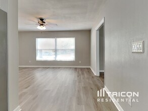 3052 Grand View Ave in Clearwater, FL - Foto de edificio - Building Photo