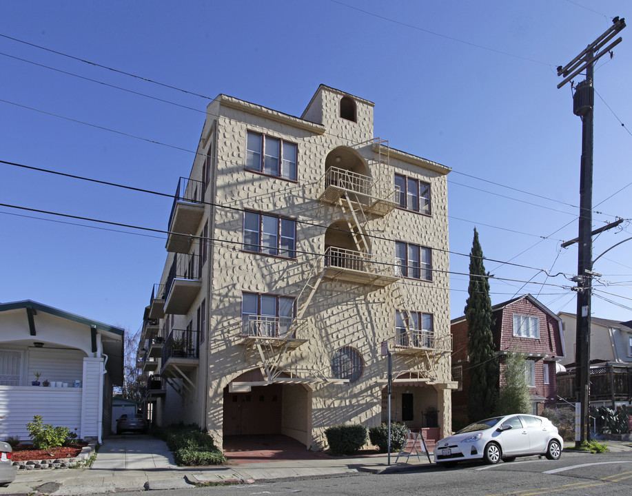 640 Brooklyn in Oakland, CA - Building Photo