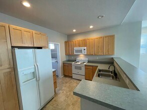 2113 S Fulton Cir in Aurora, CO - Building Photo - Building Photo
