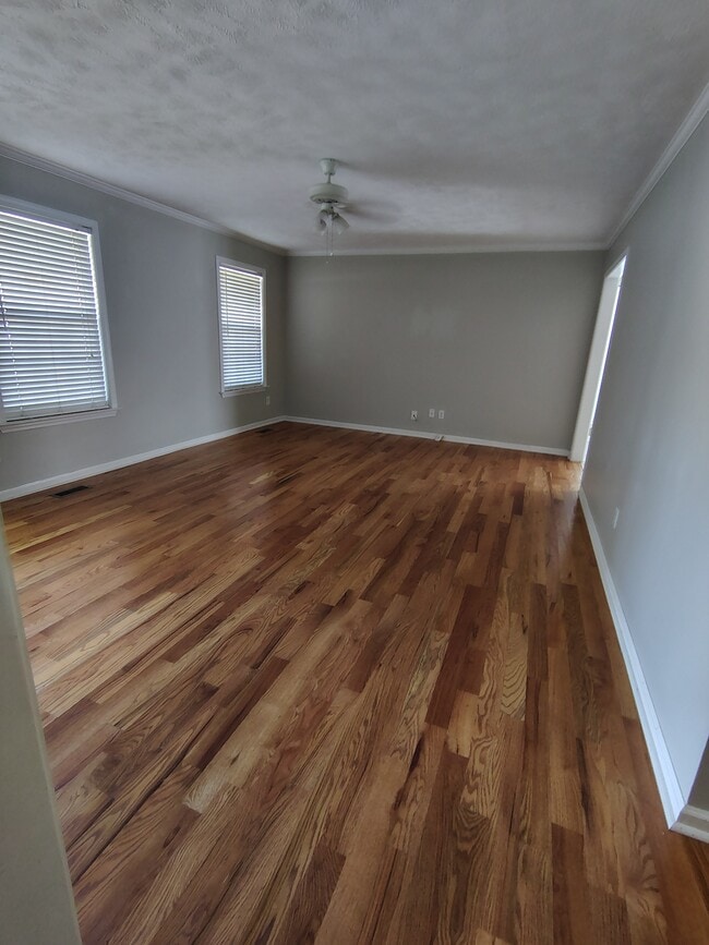 692 Almondwood Pl in La Vergne, TN - Building Photo - Building Photo