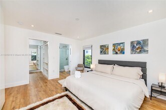 412 NW 41st St in Miami, FL - Building Photo - Building Photo