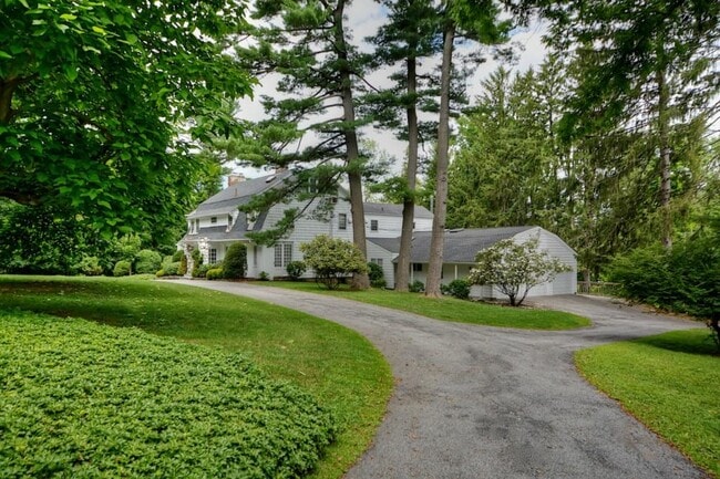 188 Orchard Ridge Rd in Chappaqua, NY - Building Photo - Building Photo