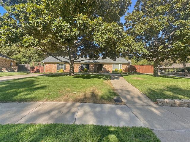 1100 Navaho Trail in Richardson, TX - Building Photo - Building Photo