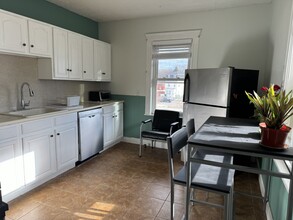 14 Hazelwood St, Unit 3 in Boston, MA - Building Photo - Building Photo