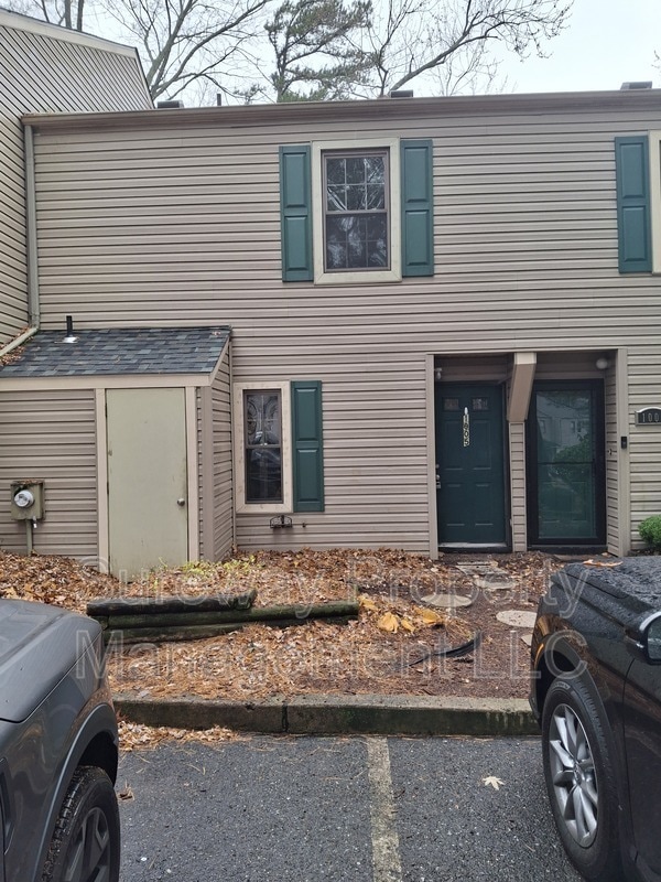 property at 1005 Bromley Estate