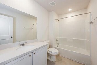 808 Bonnet Trl in Arlington, TX - Building Photo - Building Photo