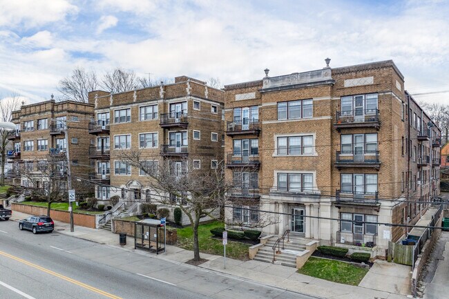 The Balfour Apartments in Cleveland Heights, OH - Foto de edificio - Building Photo