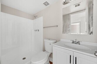 2814 E Le Marche Ave in Phoenix, AZ - Building Photo - Building Photo