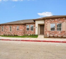 2703 Rockhill Rd in McKinney, TX - Building Photo