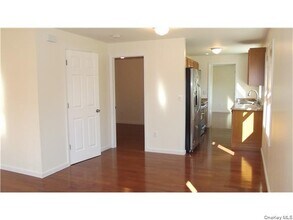 809 Mt Airy Rd in New Windsor, NY - Building Photo - Building Photo