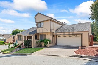 408 Green Hills Dr in Millbrae, CA - Building Photo - Building Photo