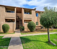 1942 S Emerson in Mesa, AZ - Building Photo