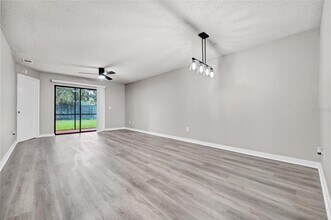 7865 Sugar View Ct in Orlando, FL - Building Photo - Building Photo