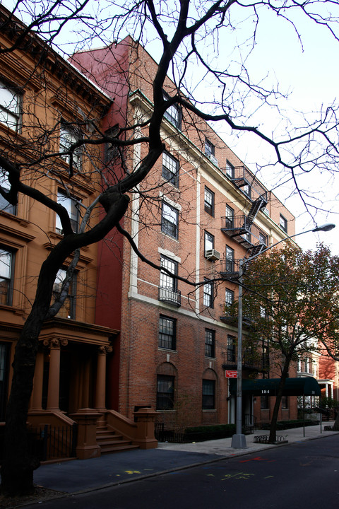 184 Columbia Hts in Brooklyn, NY - Foto de edificio