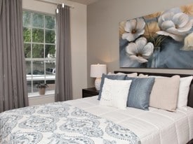 Saratoga Apartments