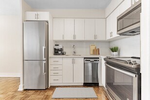 1154 Wilson Avenue in Toronto, ON - Building Photo